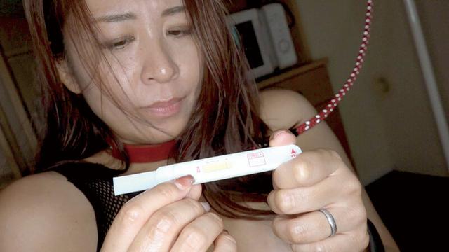 友母孕ませNTR うぁ…生活感丸出しで閉経間近の友母が、妙にムラムラさせるから！白目でアヘイキする肉便器にして妊娠させることに！（40代・人妻） サンプル画像 3