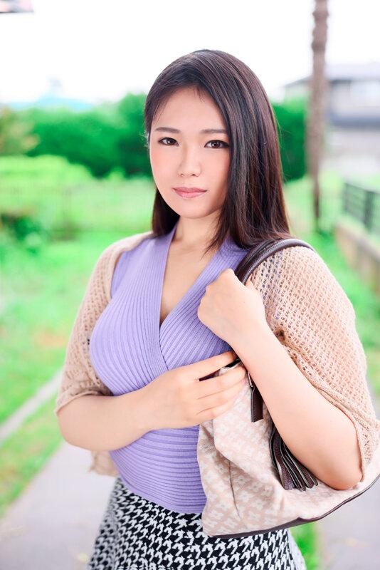 素人人妻インタビュー theBEST 4 揉んでよし！ハメてよし！スレンダー巨乳のエロ妻たち サンプル画像 13