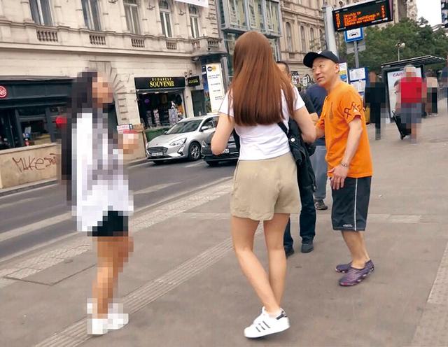 東欧ハンガリーでナンパGETした19歳の色白金髪女子大生は経験少ないバイセクシャルでツンデレのロシアン美少女 そんな彼女を口説き落として無垢なつるまんワレメにガッツリ種付け性交 ミア・スプリット サンプル画像 1