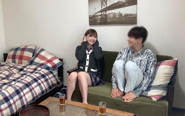 知り合い・後輩・バ先の制服女子を部屋に連れ込みガチ口説き。SEXの一部始終を隠し撮りした373分。 サンプル画像 3
