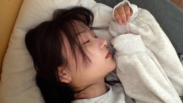 すっぴんが可愛い彼女と寝起き直後の超きもちぃぃおはようSEX 435分 サンプル画像 1