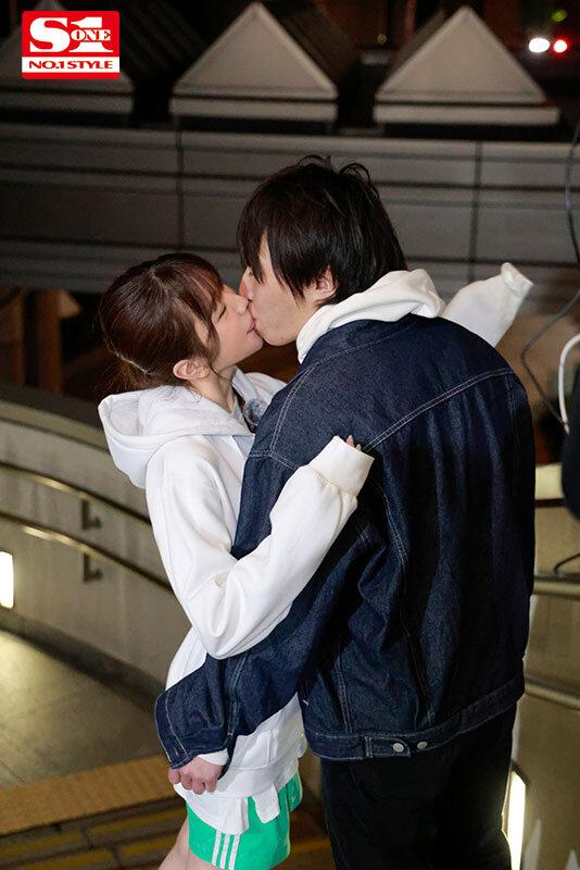 アルバイト先の真面目なアノ娘は酔うとキス魔に豹変！？下品でエロくて朝までずっとおねだりSEX無双 宇野みれい サンプル画像 3