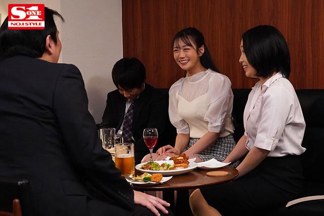 職場の飲み会で酔って目を覚ましたら受付嬢‘みつは’ちゃんと2人きり…清楚なのにムラムラ全開で求愛行動された俺は理性も彼女も忘れて朝まで何度も浮気SEXをしてしまった…。 明日葉みつは サンプル画像 1