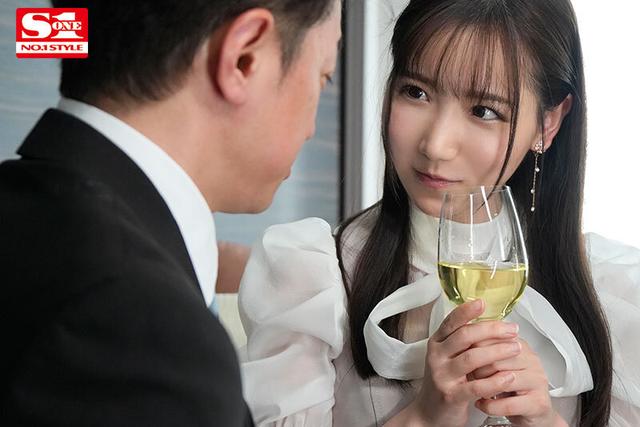 【顔・性格・交尾】 全て最高の愛人とひたすら浮気セックスする最高の金曜日。 三田真鈴 サンプル画像 4