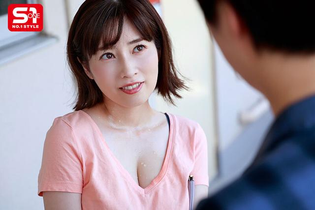 あんあん ちゅぱちゅぱ あぁ～ん 夜の営みが毎晩うるさい隣家の性欲モンスター奥さんの追いセックス相手になった僕。 奥田咲 サンプル画像 2