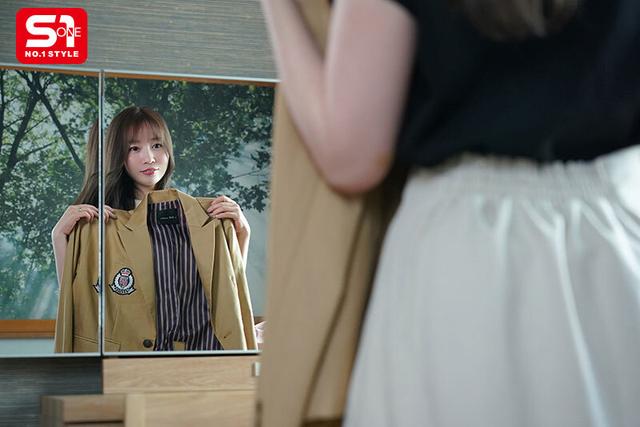 妻の学生時代を知らない俺は姪っ子の制服を盗み着していた妻の姿に異様な興奮を覚えて…5年ぶりに抱いた妻が最高すぎた 夢乃あいか サンプル画像 1