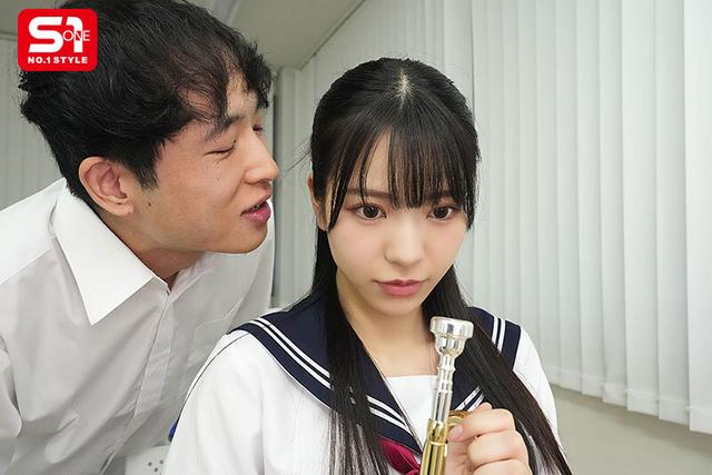 「吹奏楽部の浅野って頼めば、ヤラせてくれるってよ！」クラスに言いなりヤリマンがいた最高の思春期 浅野こころ サンプル画像 1