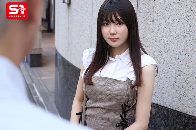 水乃なのはさん（23）は昨年、東京・歌●伎町の某公園周辺で売春目的の「立ちんぼ」を行い、中年男性との変態的な本番行為を繰り返すうちに性的興奮を覚え強く依存するようになってしまいました。 サンプル画像 1