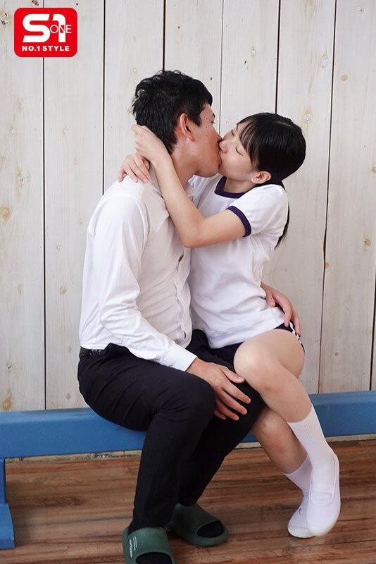 無邪気な教え子に誘惑された僕は可愛い顔、声や匂い、そして若い肉体の魅力に抵抗できず、校内でもホテルでも何処でも挿れまくった。 榊原萌 サンプル画像 11