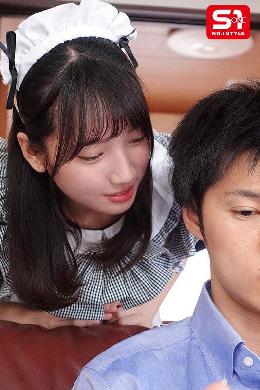 妻が不在中、雇い主のシモの世話までシタがるご奉仕メイドのシコシコ誘惑 榊原萌 サンプル画像 2
