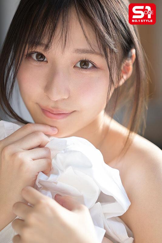 おじさんお泊りデート濃密性交 たくさん笑って、たくさんベロチュウして、たくさんねっちょり絡み合う最高の性交 新木希空 サンプル画像 1