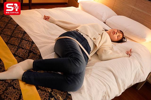 バイト先の地味なノーマーク女子と一緒に飲んだら… まさかのSEX大好きエロモンスターで精液透明になるまで何度もヌカれた。 兒玉七海 サンプル画像 6