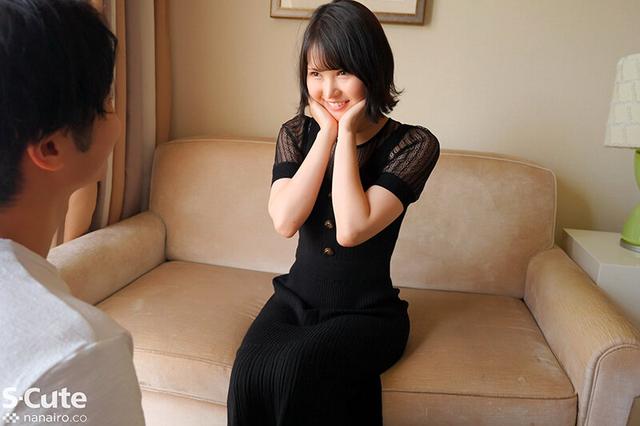 この子ヤバイ！！喉奥チ○コに泣いて悦ぶ変態美人 花城れん サンプル画像 5