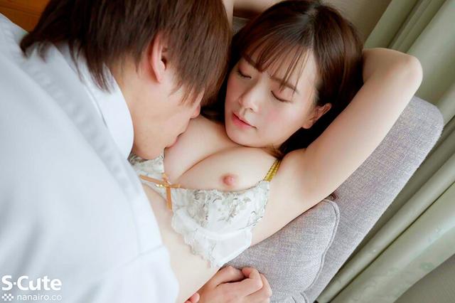 これがAV初撮影！！ド緊張のパイパンちびっ娘 男優さんのエッチに興味があって…（照） 野原なこ サンプル画像 4