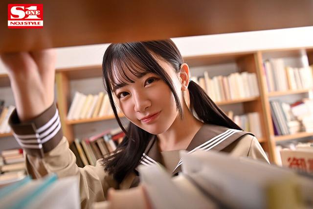 お願いされたら断れない…おっぱい出して毎日ヌクの手伝ってくれる男の言いなり同級生 宇野みれい サンプル画像 1