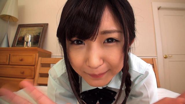 部屋投稿 お家に誰も居ない隙にこっそりパイパンJ●自画撮りオナニー サンプル画像 8
