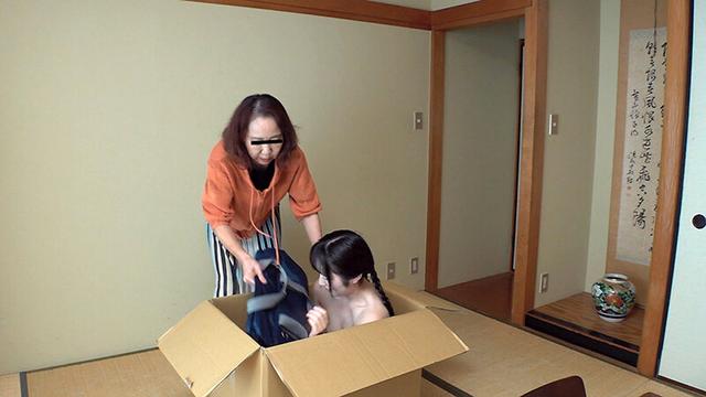 「お母さん…わたしを売ったの？」闇サイト売買三つ編み貧乳パイパン少●中出し そら 美雲そら サンプル画像 1