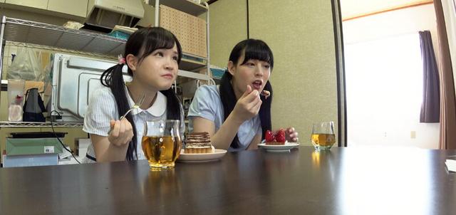 団地ふたりぼっち 妹らら 姉ちびとり パパとママがいない夜に… サンプル画像 7