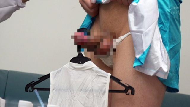 スタッフ皆でセクハラ三昧！超絶かわいいオトコノ娘 一ノ瀬のえる サンプル画像 2