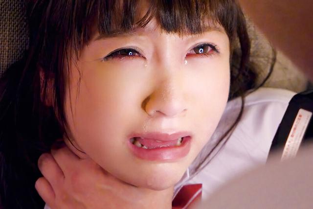 初心な女子校生の身体を好き放題に弄ぶ！首絞めに耳舐めしながらまだまだ男慣れしてないおま●こを玩具でねちっこく責め、イったばかりの身体に尻叩きでマゾの快楽を教え込む！最後は自分で電マ押し当てさせ、羞恥の首締めギリギリ窒息恍惚絶頂！ 裕木まゆ サンプル画像 3