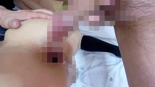 芸能人級の極美少女レイヤーは脱いだら絶句【BIGマグナム級デカすぎマラ男の娘】鬼イラマ＆ケツマ●コ猛ピス絶頂イキ狂う超敏感ドM白状「全員分の精子ケツ穴で受け止めます」人生初5P乱交SEX サンプル画像 10