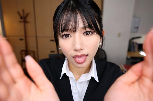 【VR】【8K VR】サイレントジェラシー 嫉妬した口下手な先輩に無言＆ジト目で見つめられ、有無を言わさぬ濃密ベロチュウ性交で完堕ちするまで分からされた激情片想い 北岡果林 サンプル画像 6