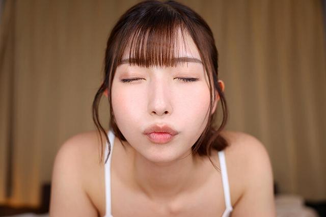 【VR】【8K VR】水のトラブル発生 詰まり専門ぼったくり業者の女 水のトラブル業者に電話したら超美形女がやってきて汗だくスケポチで作業 SEXレスだったオレの詰まりも一発で見抜いて全身使って一滴も残らず精掃！「ぼったくり？こんな女とやれるなら安いもんだ」 逢沢みゆ サンプル画像 8