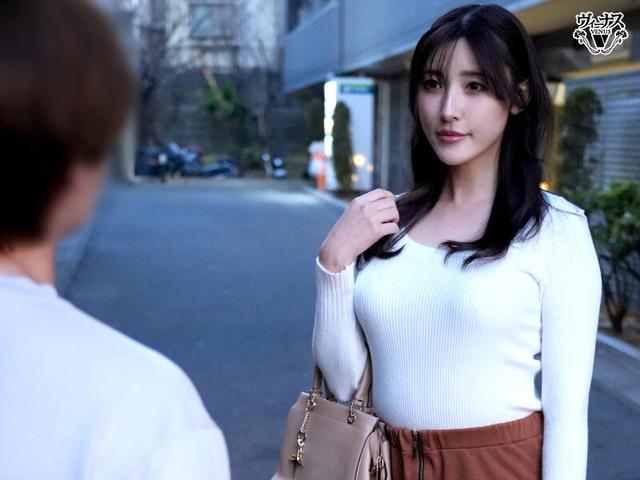 バイト先で働く美しい人妻を家に連れ込み中出しセックス 森沢かな サンプル画像 3