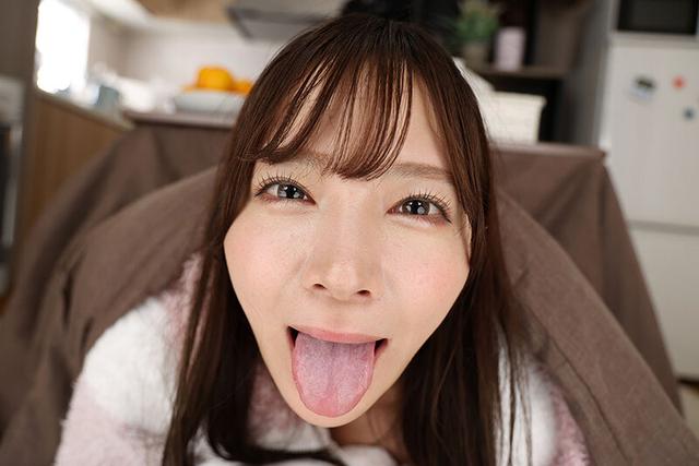 【VR】8Kだからマジ見つめたい！ 超超超近距離 厳選美女KISS 15作品300分 BEST サンプル画像 5