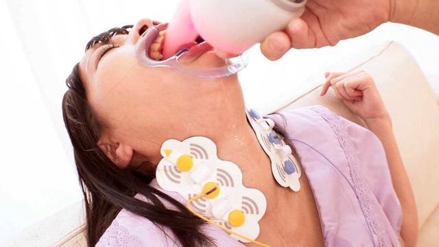 喉マ●コ中出し美少女調教イラマチオ 捧いのり サンプル画像 1