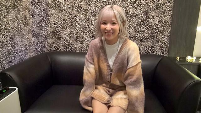 素人逆ナンGET！！AV女優と素人男性の欲望溢れるガチハメ撮り！ 川菜美鈴・一ノ瀬恋・栄川乃亜 サンプル画像 11
